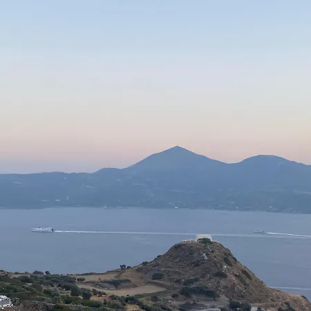 Betty * Plaka (Milos)