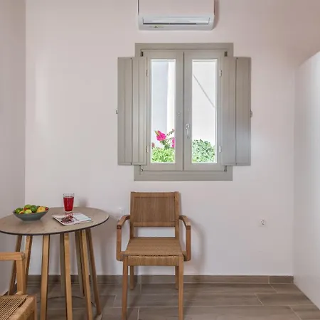 Betty Apartment Plaka (Milos)