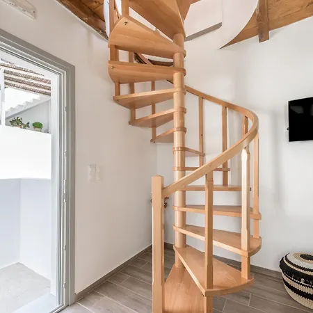 Betty Apartment Plaka (Milos)