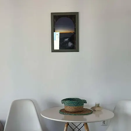 Betty Plaka (Milos)